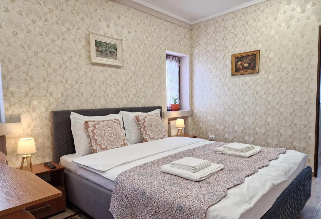 Laroka House Arty And Cosy Studio Universitate Center Boekarest Buitenkant foto