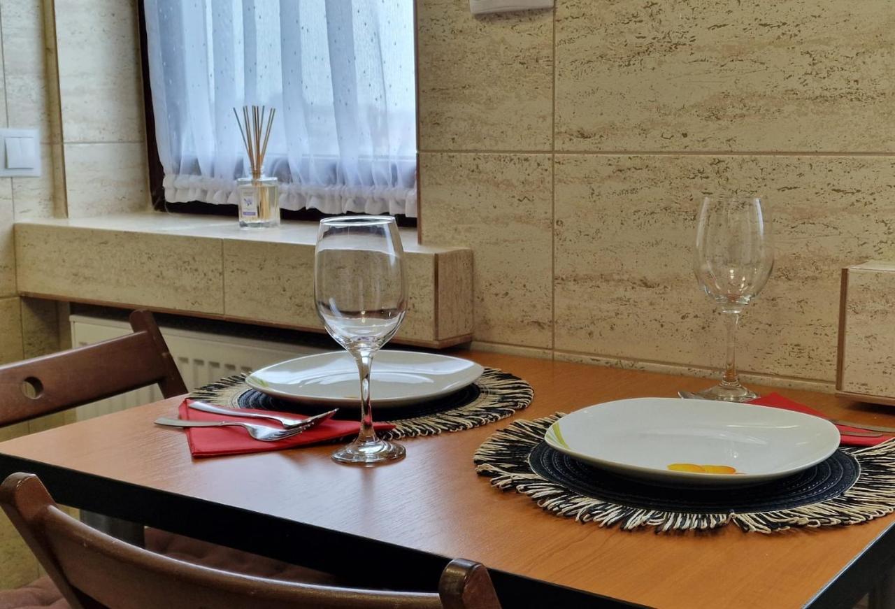 Laroka House Arty And Cosy Studio Universitate Center Boekarest Buitenkant foto